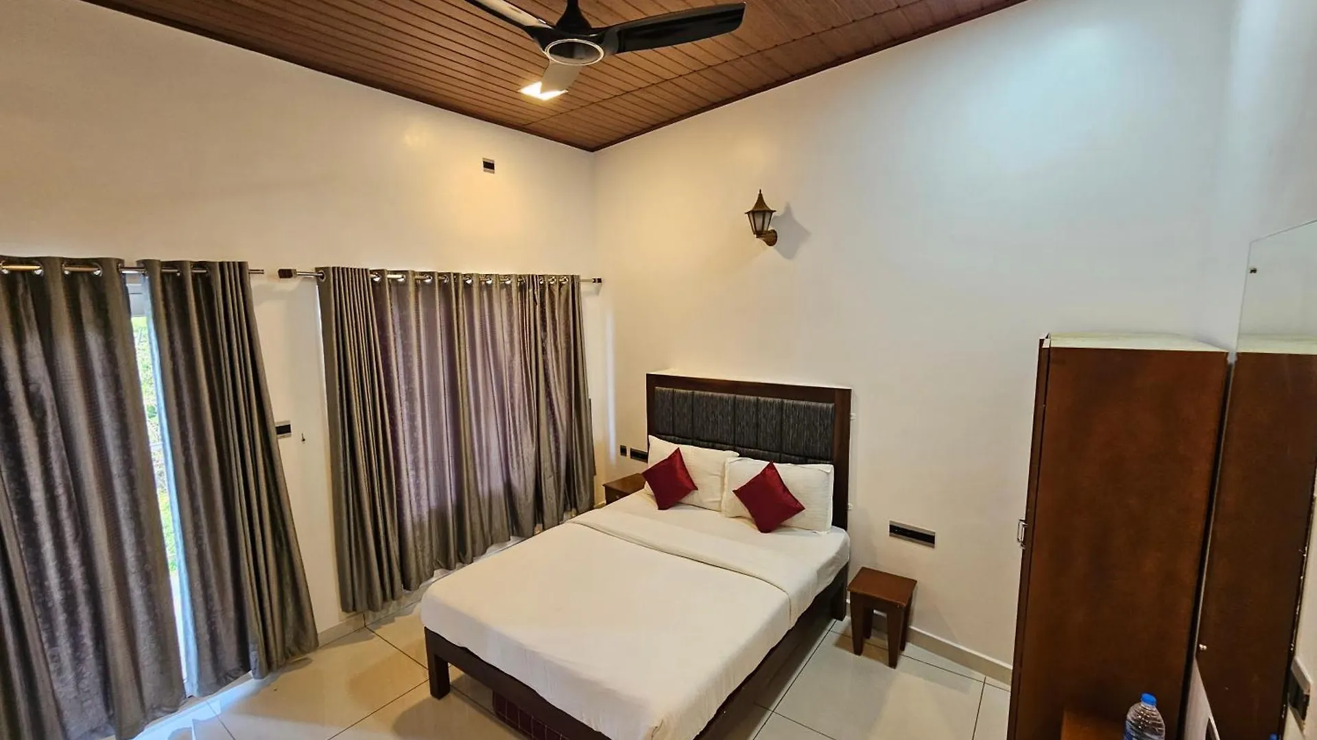 Bed and Breakfast Misty Bush Munnar 0*,